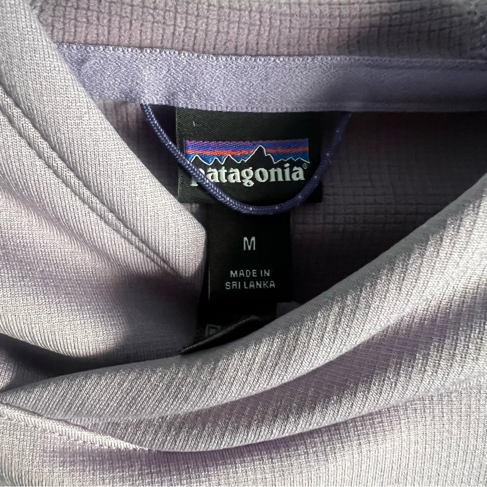 Patagonia Women's R1® Thermal Pullover Hoody Concrete Purple Lilac Size M NWOT - Picture 10 of 16